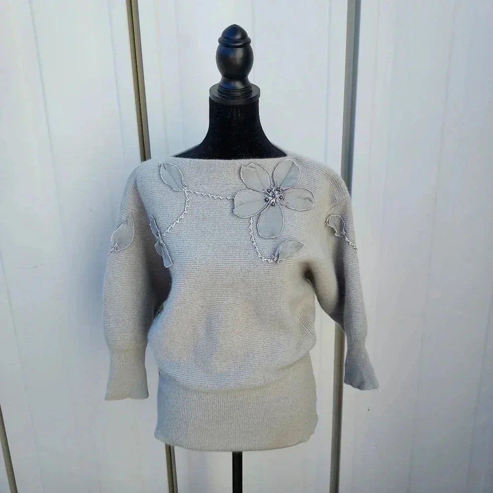 C.prer-a-porte Paris Sweater Size 8 - Picture 3 of 10